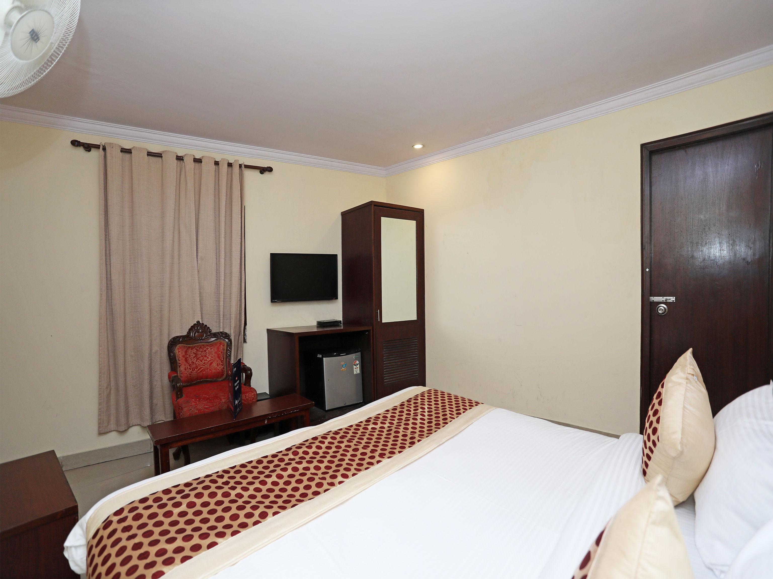 Capital O 10750 Hotel Vivek Nueva Delhi Exterior foto
