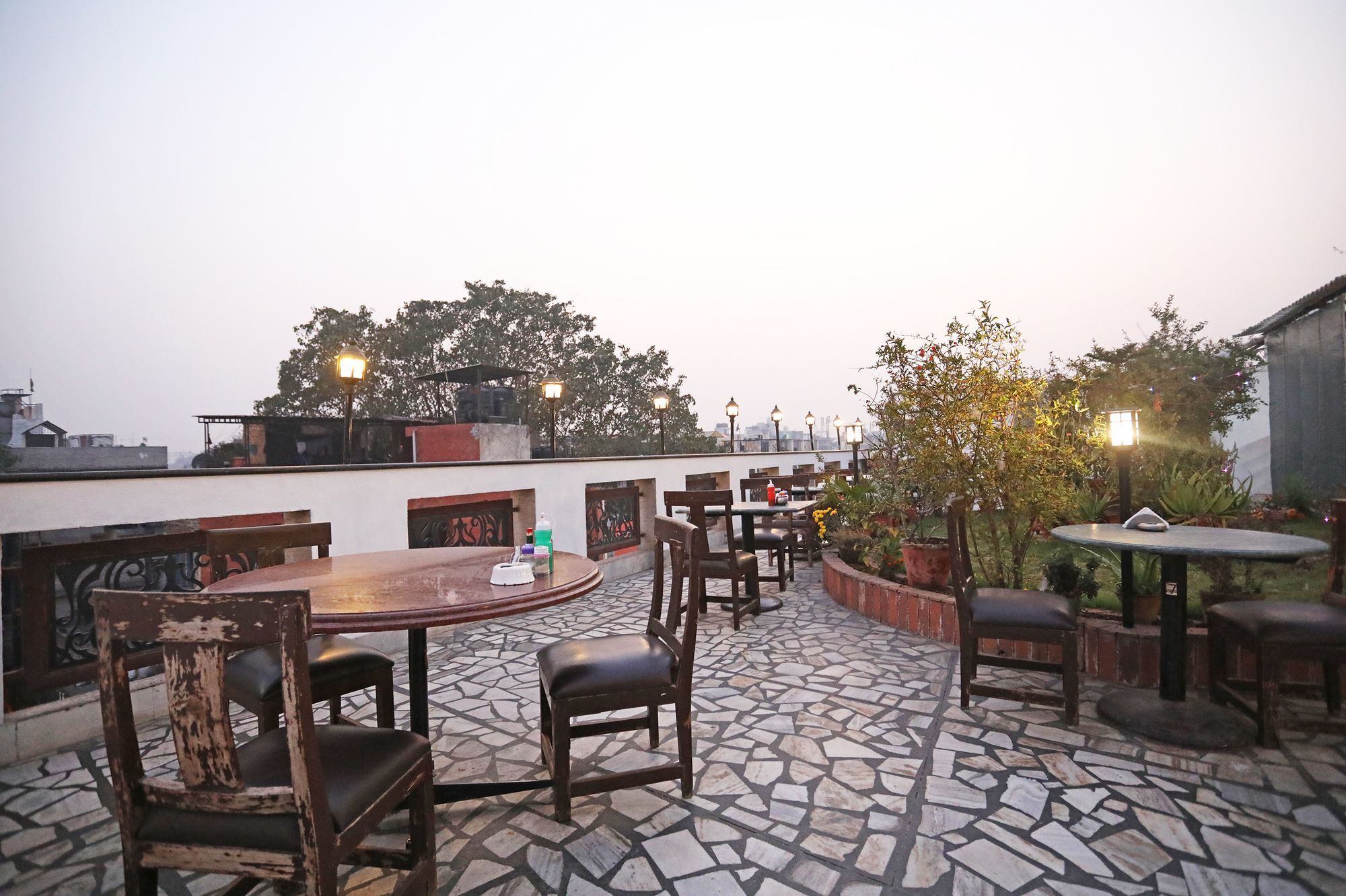 Capital O 10750 Hotel Vivek Nueva Delhi Exterior foto