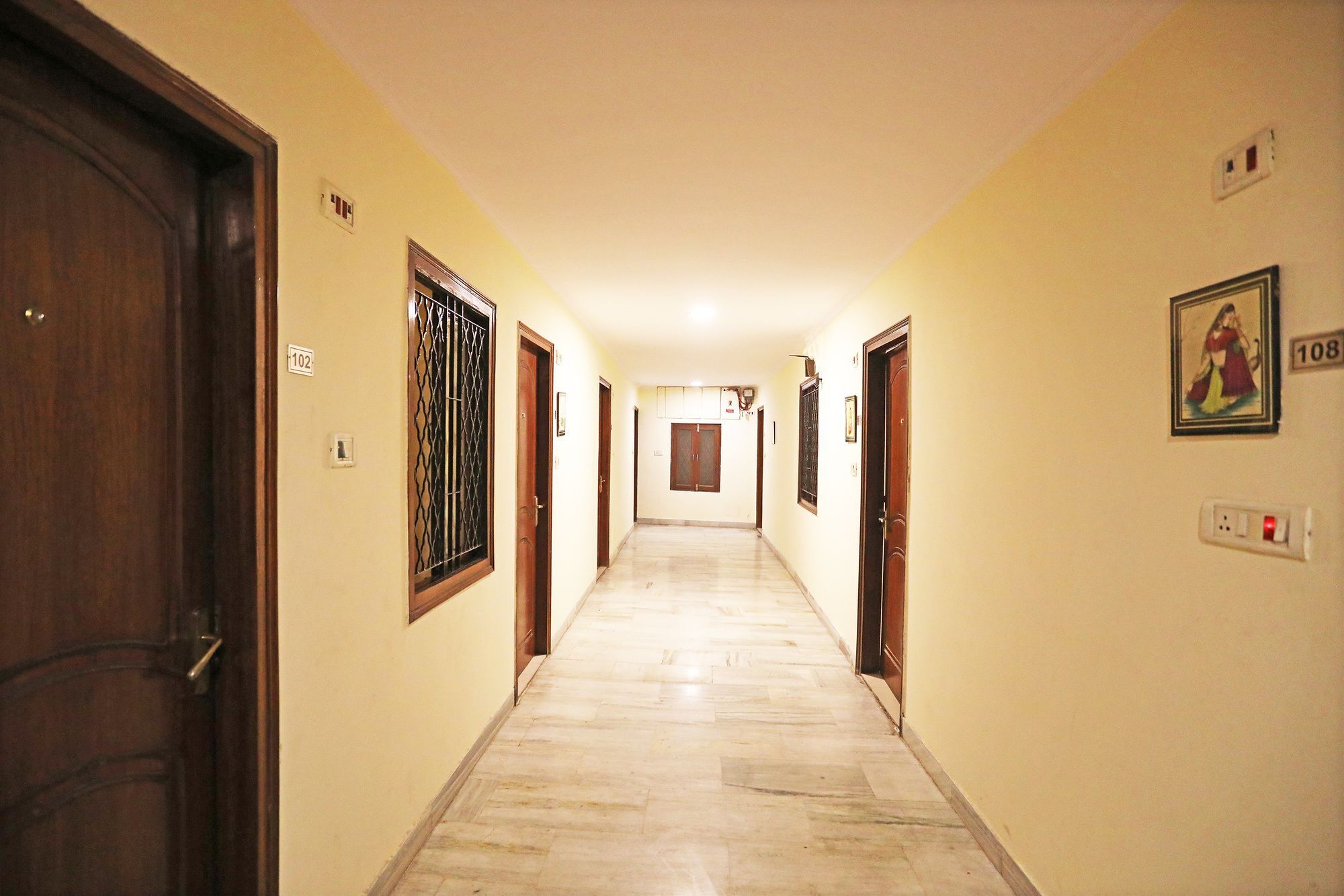 Capital O 10750 Hotel Vivek Nueva Delhi Exterior foto